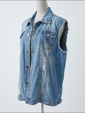 Fashion Distressed Denim Vest Women's 3XL Light Wash Sleeveless Jean Jacket Plus